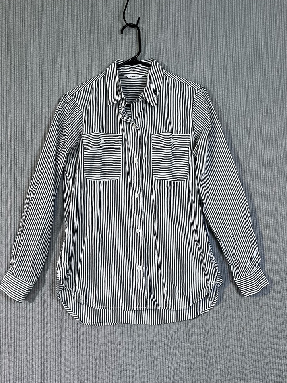 Athleta Headlands Utility Stripe Button Down Shirt Gray Womens XS Pockets
